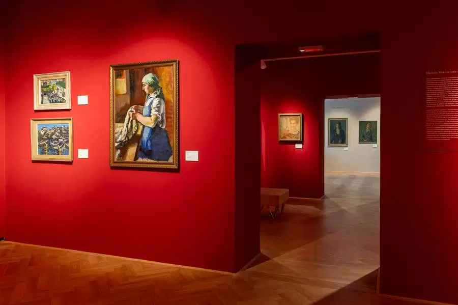 Razstava slovenske umetnice med 1850 in 1950 slikarke, kiparke